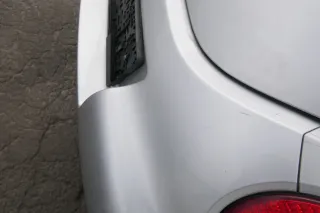 VW New Beetle 9C Stoßstange hinten Stoßfänger grau silber LG9R Heckstoßfänger - Bild 11
