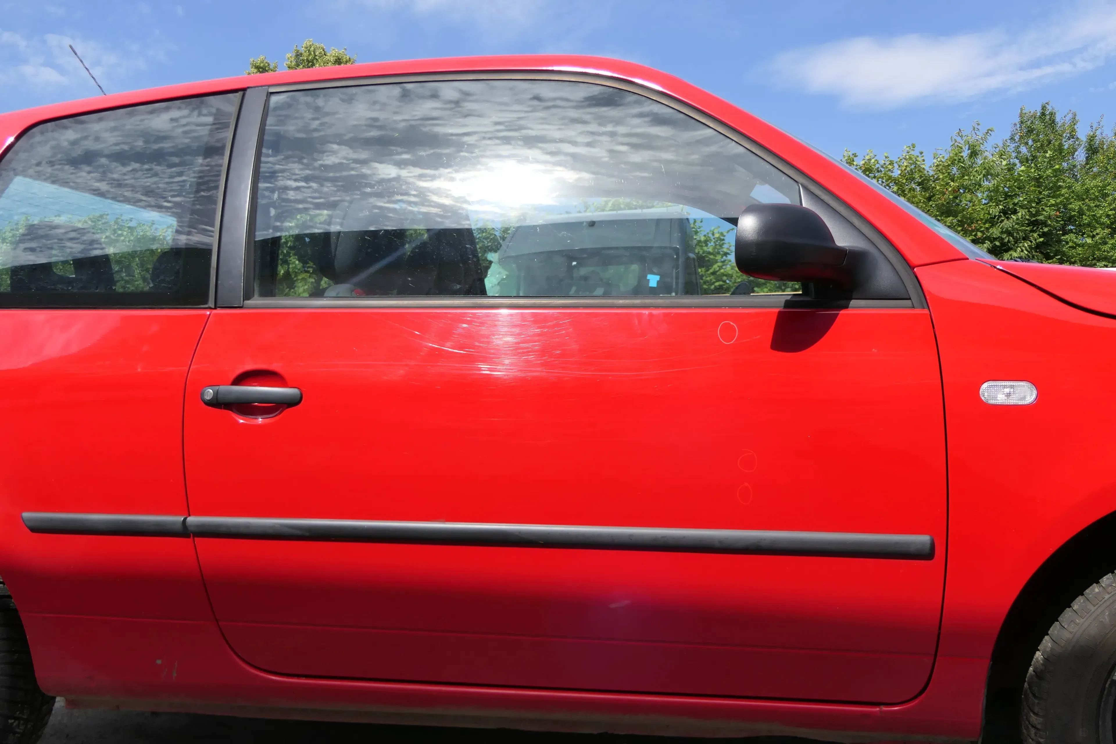 VW Lupo Seat Arosa Tür vorne rechts Beifahrertür rot LP3G (mechanischerFenst - Bild 1