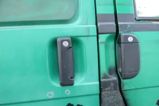 T4 Transporter Tür rechts Schiebetür Multivan Caravelle grün LL6N - Bild 7