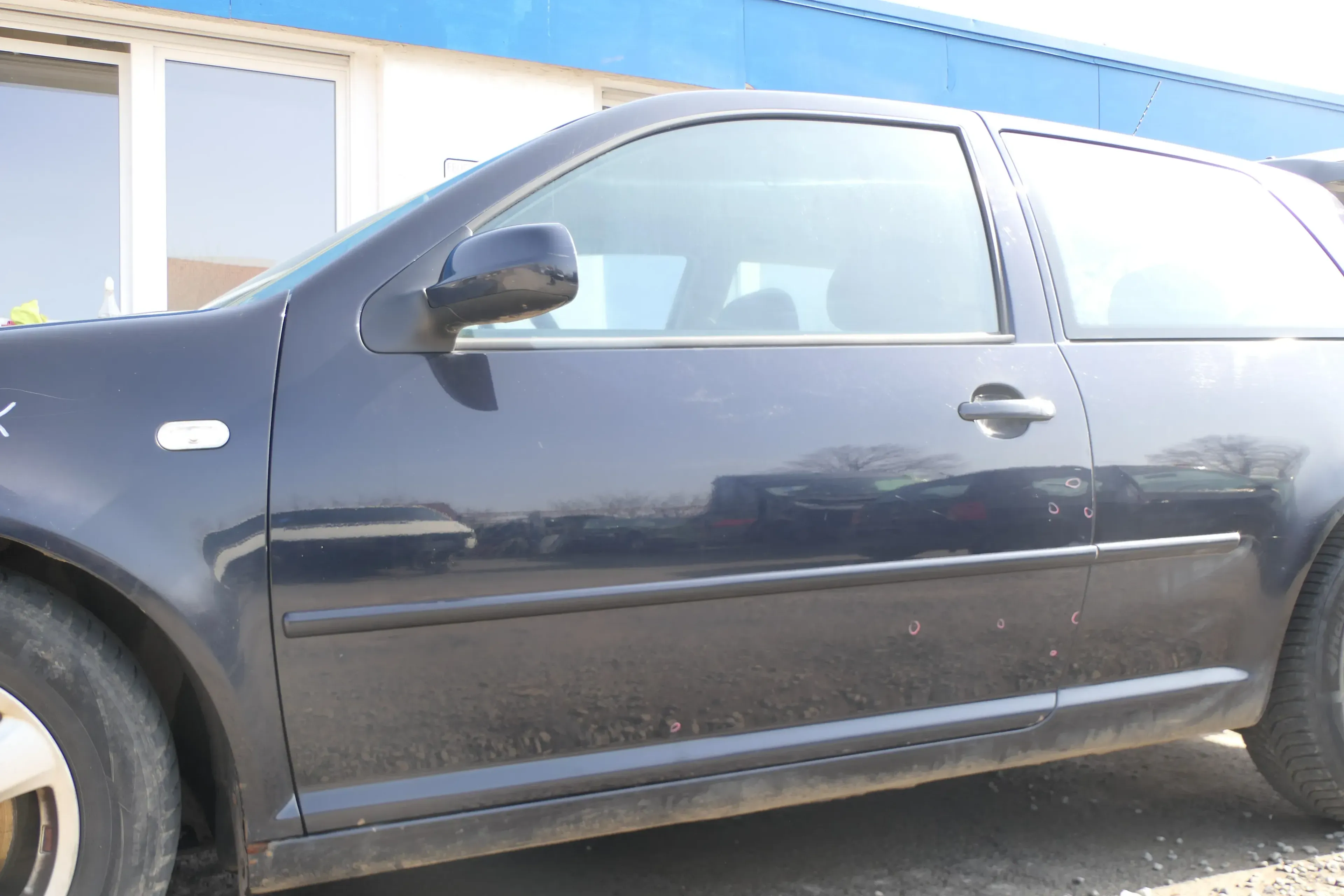 VW Golf 4 Tür vorne links Fahrertür 2/3-Türer blau LC5M ohneAnbauteile - Bild 1