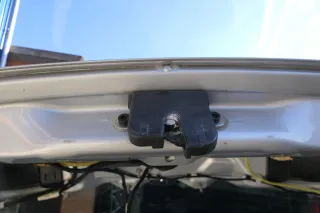 VW Golf 5 V Heckklappe hinten Kofferraumklappe + Scheibe grau silber LA7W - Bild 5