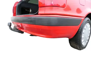 Audi 80 8C Kombi Avant Stoßstange hinten Spoiler rot LY3H - Bild 2