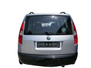 Skoda Roomster 5J Heckklappe hinten Kofferraumklappe mit Scheibe silber - Bild 1