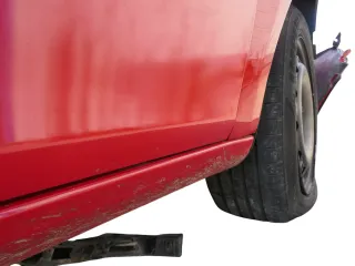 Fabia 5J Limousine Tür vorne rechts Beifahrertür rot LF3K - ohne Anbauteile - Bild 10
