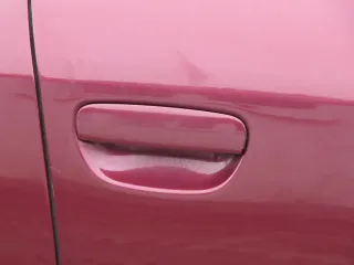 Audi A6 4B C5 Tür nur Türblatt vorne rechts Beifahrertür rot LZ3L - Dellen! - Bild 2