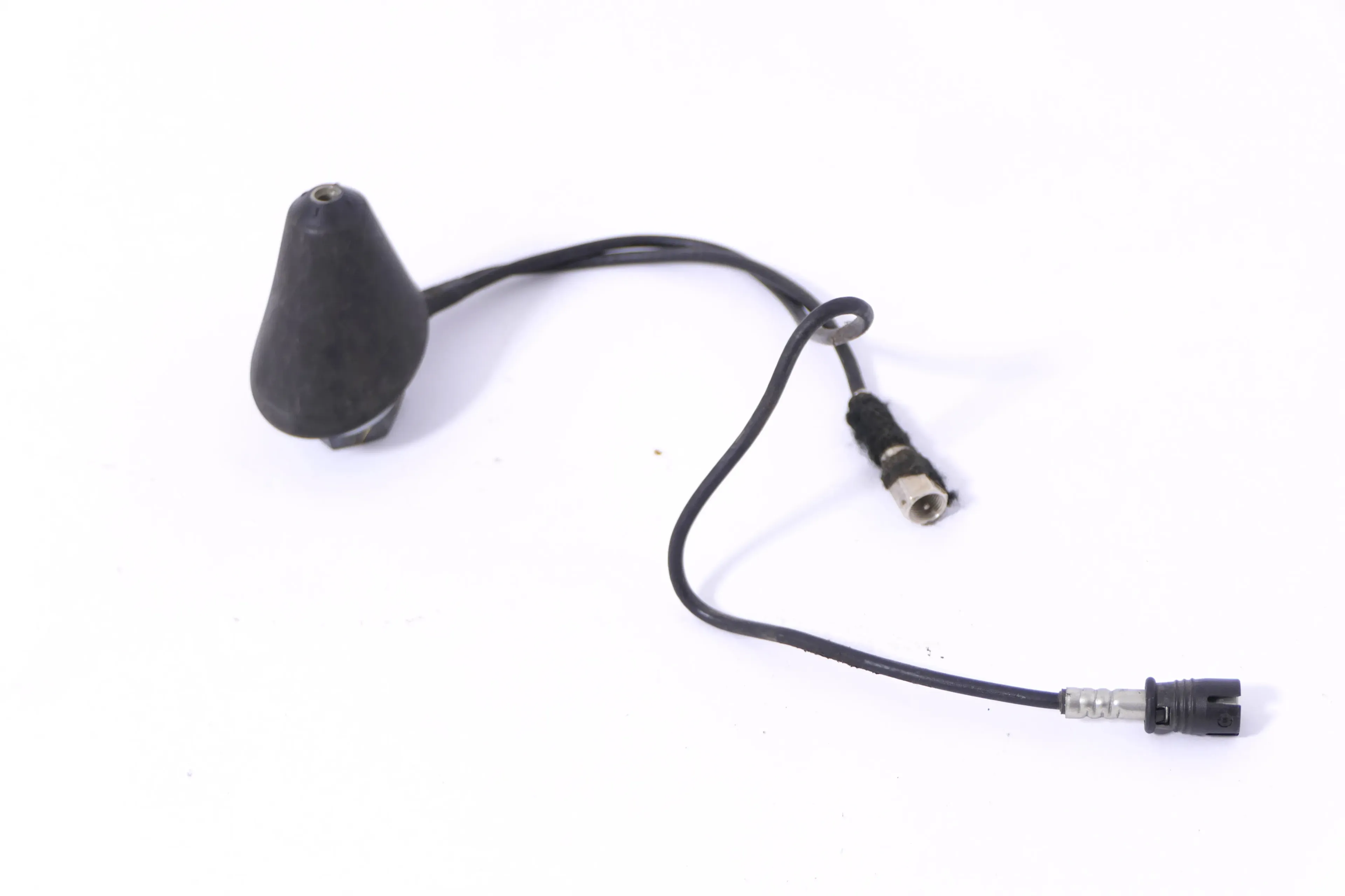 VW Golf 4 Polo 9N 3BG Antenne Antennenfuß Fuß Antennensockel Sockel 2 Stecker - Bild 1
