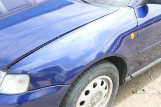 Audi A3 8L Kotflügel vorne links blau LZ5K - Bild 3