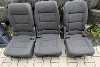 VW Touran Sitz Sitze hinten links 1. Reihe Rücksitz anthrazit alle 3 Stück. - Bild 1