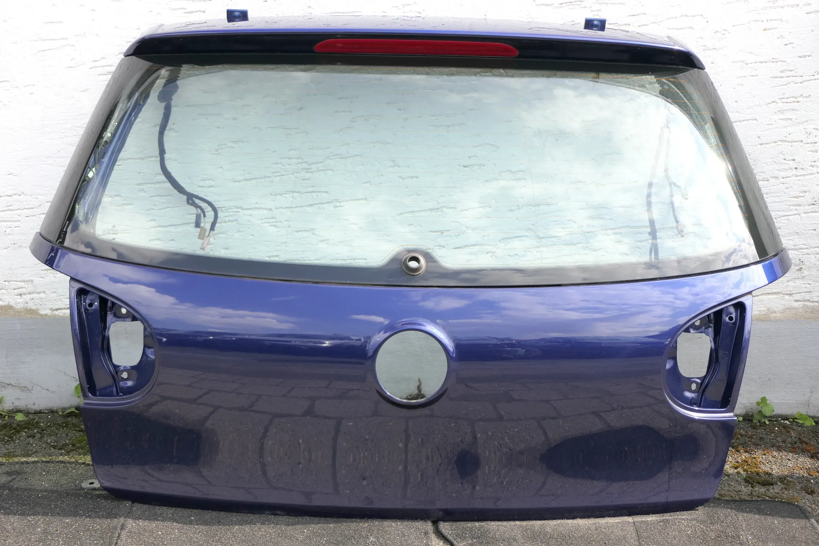 VW Golf 5 V Heckklappe hinten Kofferraumklappe mit Scheibe blau LD5Q - Bild 1