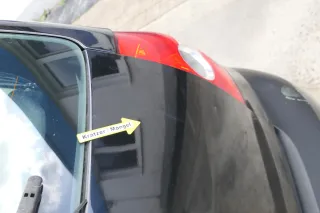VW Fox 5Z Heckklappe Kofferraumklappe Klappe hinten + Scheibe schwarz L041 DELLE - Bild 7