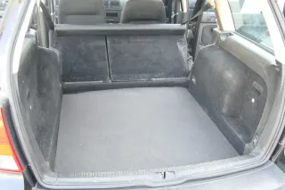 VW Golf 4 Variant Kombi Verkleidung Teppich Kofferraum Kofferraumteppich - Bild 2