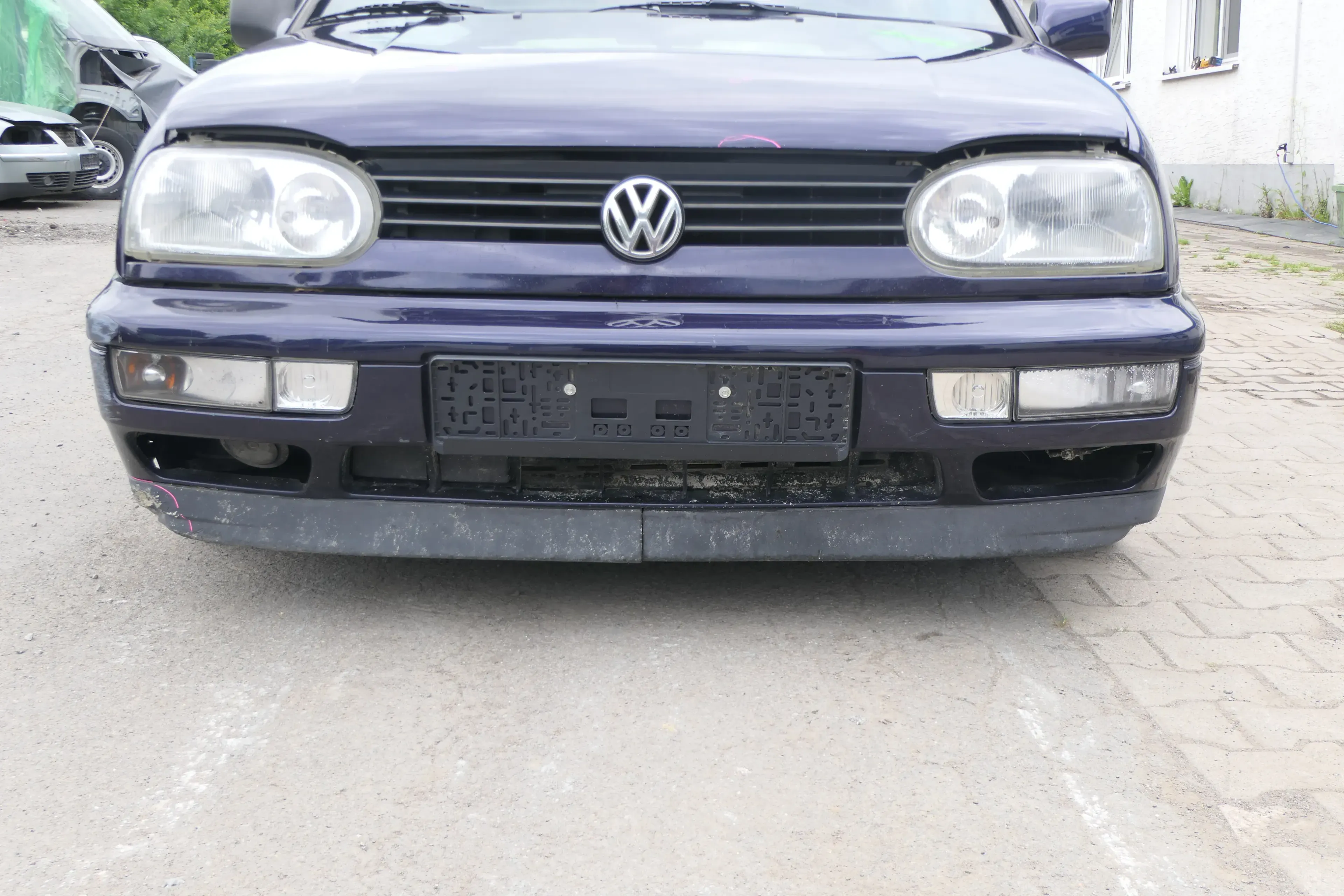 VW Golf 3 auch Cabrio Stoßstange vorne Stoßfänger vorn blau LC5L lackiert - Bild 1