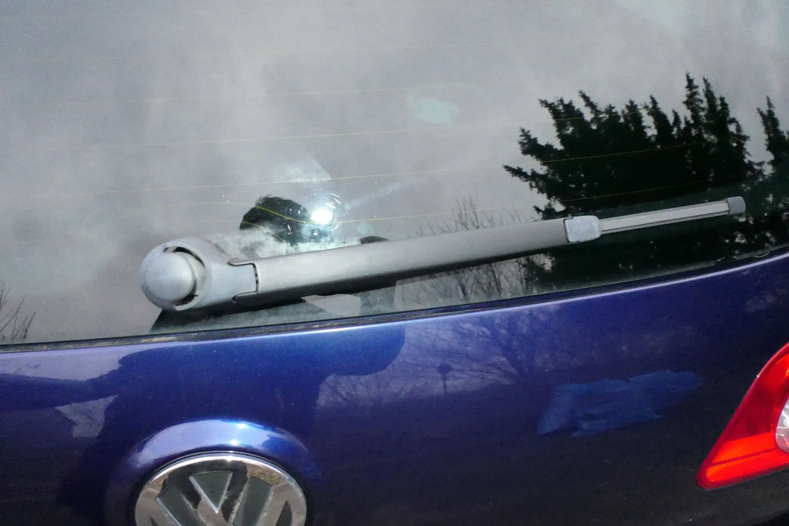 VW Passat 3C Wischerarm Arm Wischer hinten Heckwischer Heckwischerarm - Bild 1