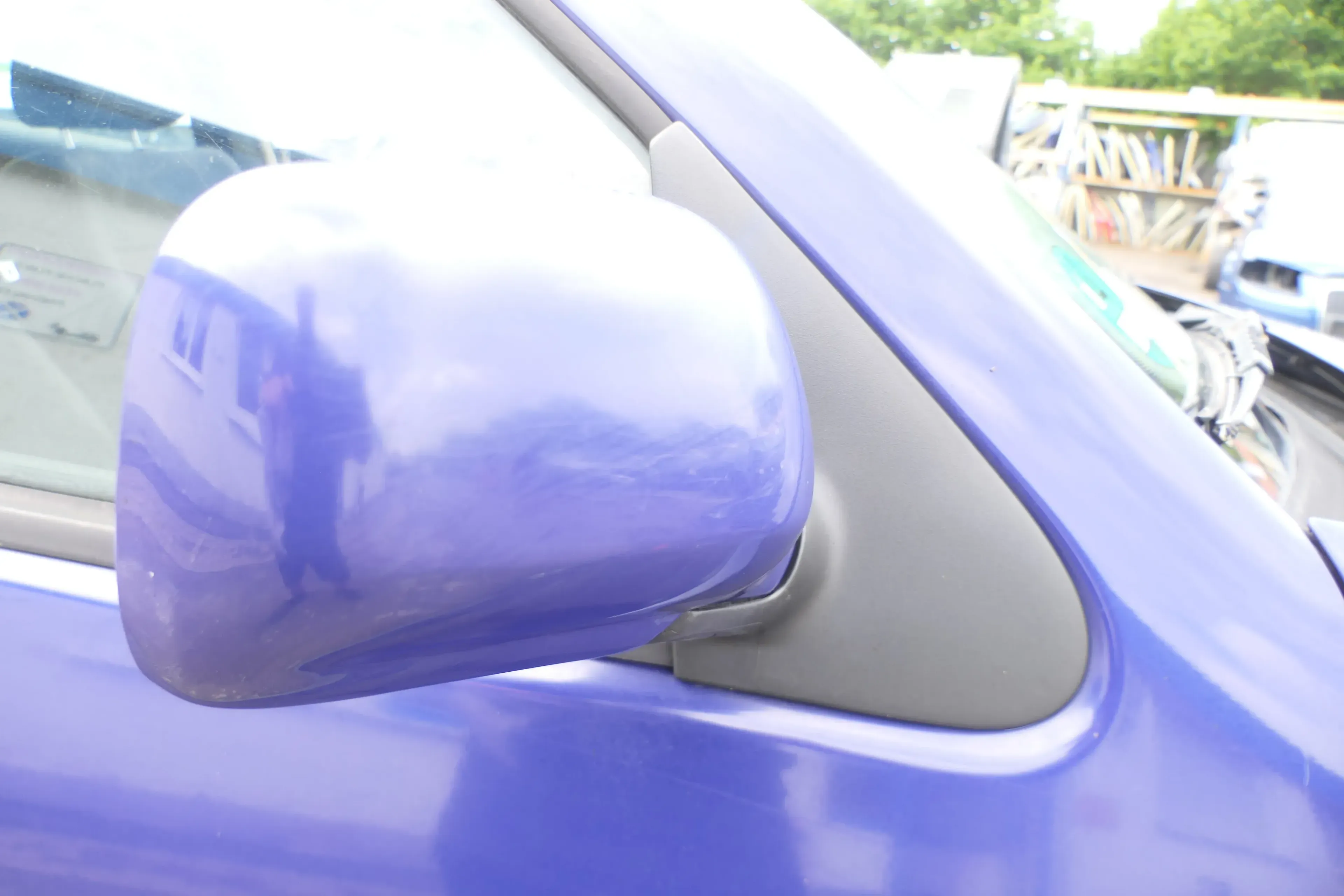 VW Polo 6N mechanisch manuell Spiegel Außenspiegel rechts blau LD5D - Bild 1