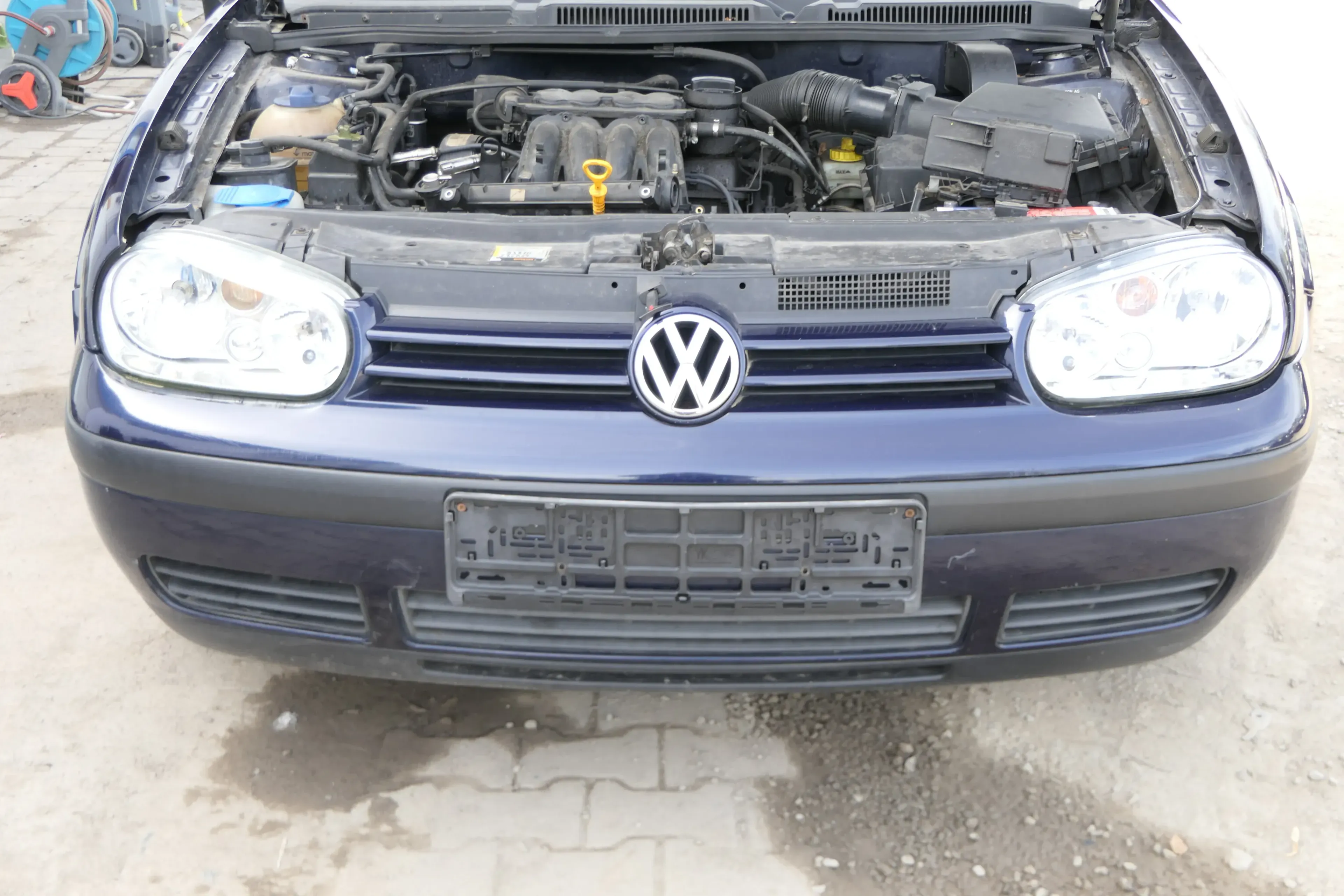 VW Golf 4 1J Stoßstange vorne Stoßfänger vorn blau LC5H - Bild 1