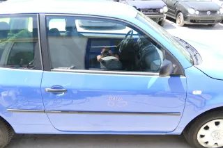 VW Lupo Seat Arosa Tür vorne rechts Beifahrertür blau LR5A (mechanischerFenst - Bild 1