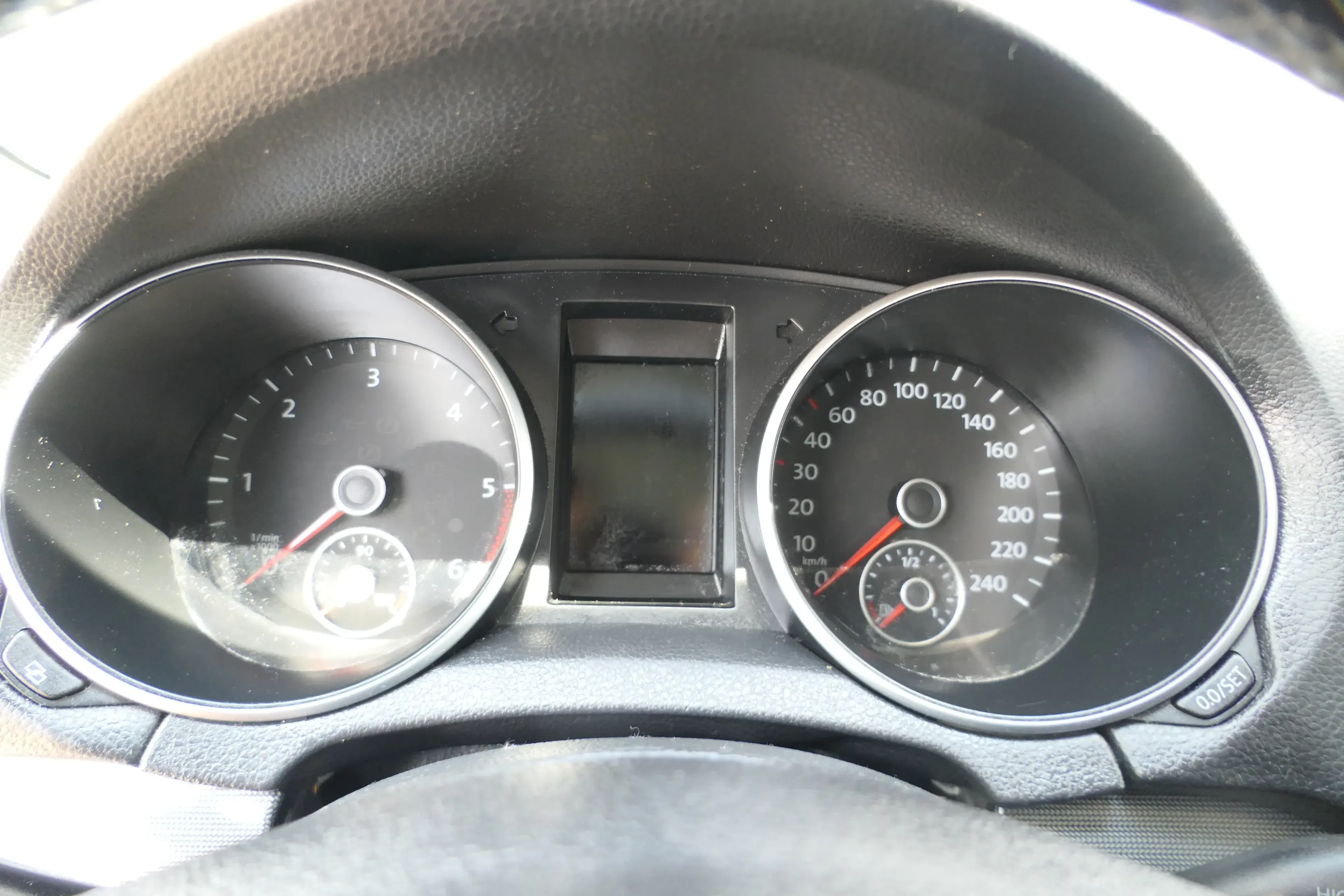 VW Golf 6 5K Tachometer Kombiinstrument 5K0920872A - Bild 1