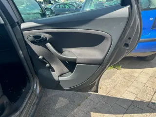 1x Altea 5P Türverkleidung Verkleidung Tür hinten rechts - kometengrau venusgrau - Bild 1