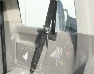 VW T5 Caravelle Rollo Sonnenschutz Sonnenrollo grau ganz hinten rechts - Bild 1