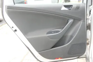 VW Passat 3C Variant Türverkleidung Verkleidung Tür hinten links schwarz - Bild 1