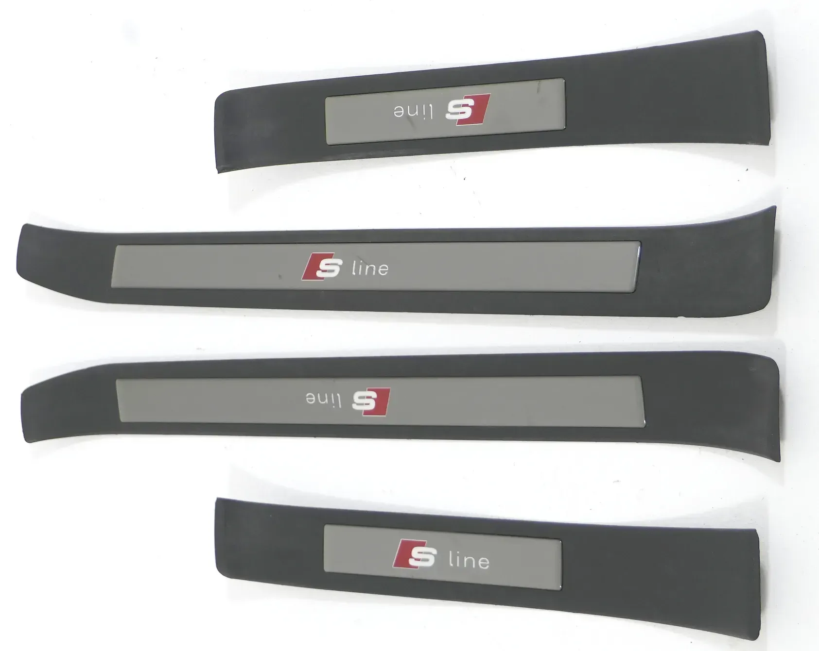 Audi A4 8E B6 Einstiegsleisten rechts + links vorne hinten S-line 8E0853373A - Bild 1