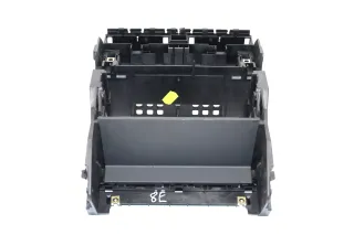 Audi A4 8E B7 Mittelkonsole Verkleidung um Radio einfach ( no keinNavi) - Bild 2