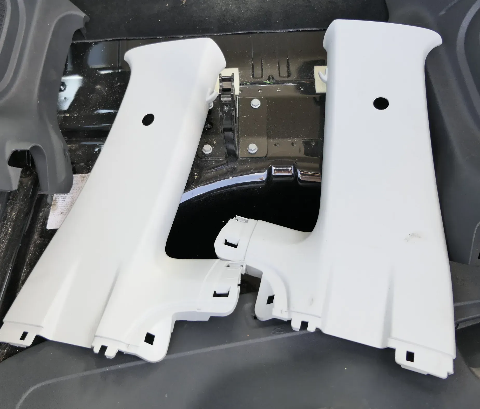VW Up Mii B-Säulen Verkleidung vorne links + rechts grau Abdeckung - Bild 1