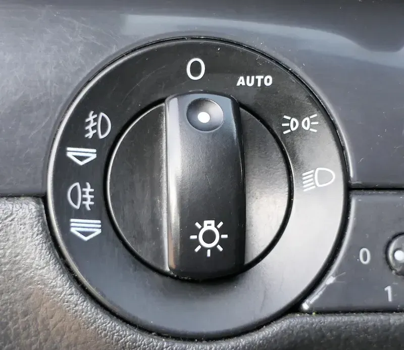 Audi A4 B6 B7 8E Lichtschalter Schalter Licht 8e0941531D Nebelscheinwerfer Auto - Bild 1