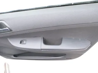 1x Fabia 6Y Kombi Türverkleidung Verkleidung Tür vorne rechts schwarz anthrazit - Bild 2