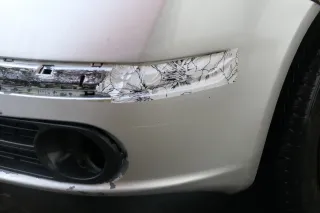 Fabia 6Y Stoßstange Stoßfänger vorne grau silber LF7T Facelift-Gitter NSW-MÄNGEL - Bild 7