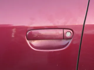 Audi A6 4B C5 Tür nur Türblatt vorne links Fahrertür rot LZ3L - ohne Anbauteile - Bild 3