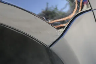VW Fox 5Z Kotflügel vorne rechts schwarz L041 - Bild 4