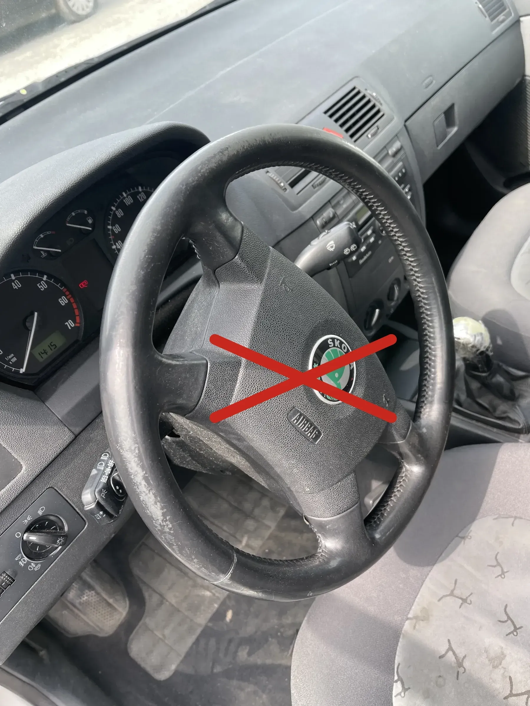 Fabia 6Y Lenkrad 4-Speichen 6Y0419091C E74 Leder Lederlenkrad -ohne Airbag - Bild 1