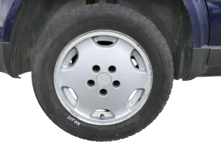 4x Audi A4 100 Alufelgen 195/65 R15 91T Winterreifen Reifen 3-6mm 441601025S - Bild 6
