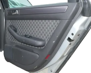 1x A6 4B Türverkleidung Verkleidung Tür hinten rechts schwarz soul Griff - Bild 2