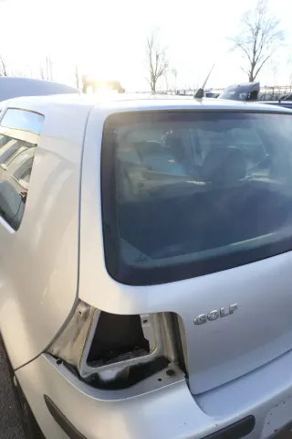 VW Golf 4 Limousine Heckklappe Kofferraumklappe Klappe hinten silber LB7Z ohnAnb - Bild 4