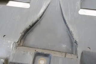 Audi A4 8E B6 B7 Unterfahrschutz Dämpfung Schutz unter Motor MÄNGEL - Bild 3