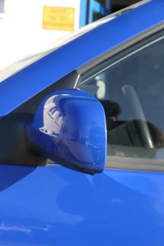 VW Golf 4 Bora elektrischer Spiegel vorne links Außenspiegel blau LW5Z & Glas - Bild 4