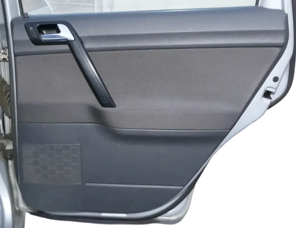 1x VW Polo 9N 9N3 Türverkleidung Verkleidung Tür hinten rechts 4/5-Türer dunkel - Bild 1