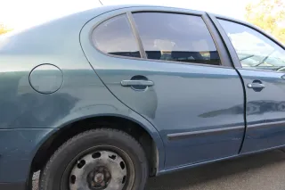 Seat Leon Toledo 1M Tür hinten rechts Beifahrerseite LS5W AZUL TOPACIO L5SW grün - Bild 1