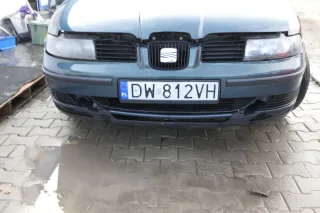 Leon 1M Toledo Stoßstange vorne Stoßfänger Grill LS5W AZUL TOPACIO L5SW grün - Bild 1