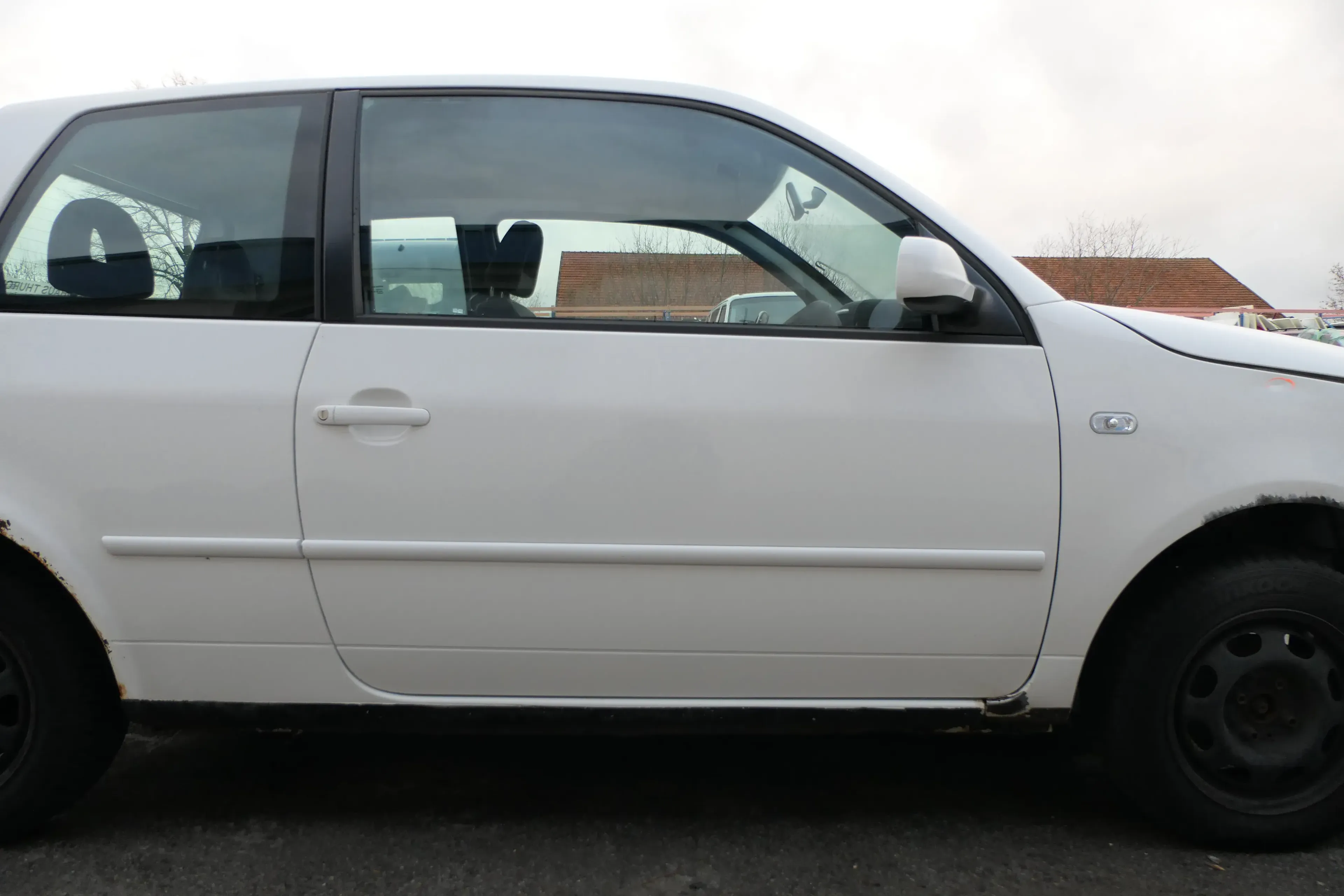 VW Lupo Seat Arosa Tür vorne rechts Beifahrertür weiß LB9A (mechanischerFenst - Bild 1