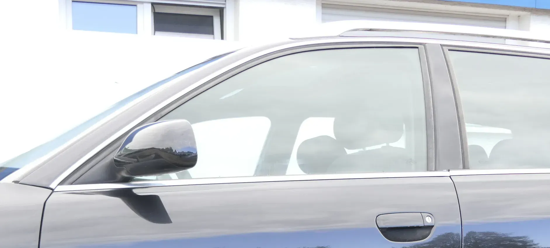 Audi A4 B5 vorne links Fenster Scheibe in Tür Fensterscheibe 4/5-Türer - Bild 1