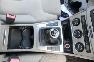 Passat 3C Mittelkonsole Verkleidung Radio Klappe Abdeckung Dekor silber edelstah - Bild 3