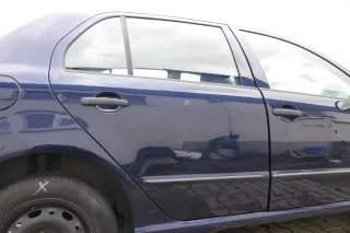 Skoda Fabia 6Y Limousine Schrägheck Tür hinten rechts blau LF5U - Bild 1