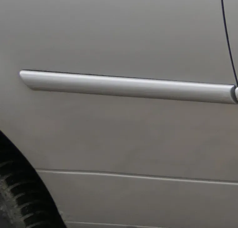 Lupo NUR Zierleiste Leiste Abdeckung Seite Seitenteil rechts hinten silber LA7W - Bild 1