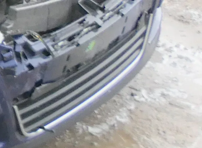 VW Passat 3C Gitter unter dem Kühlgrill Grill 3C0853671C - Bild 1