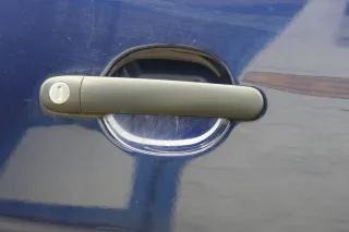 VW Golf 4 Tür vorne rechts Beifahrertür 2/3-Türer blau LB5N ohnAnbauteile - Bild 3