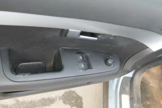 1x A4 8E B7 Türverkleidung Verkleidung Tür vorne links soul schwarz - Bild 4