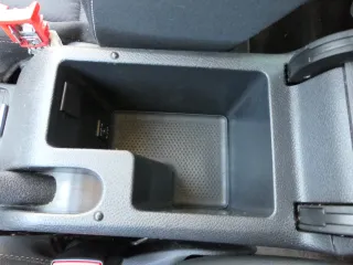 Golf 6 5K Mittelarmlehne Armlehne Lehne Mitte Original verschiebar zum nachrüst - Bild 2